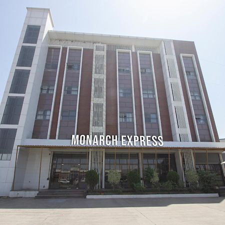 Monarch Express Chakan Hotel Luaran gambar