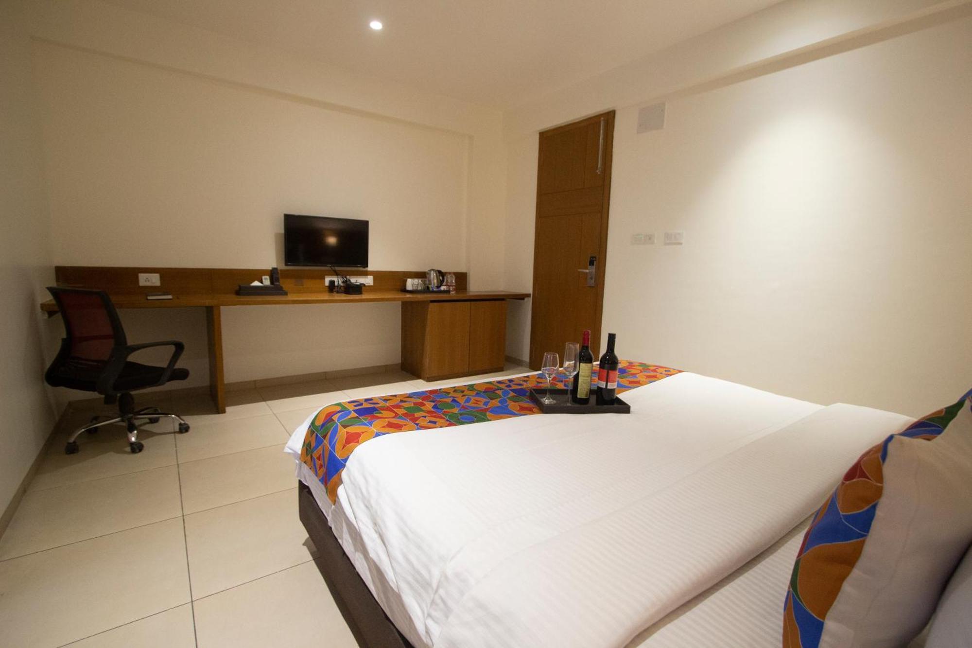 Monarch Express Chakan Hotel Luaran gambar