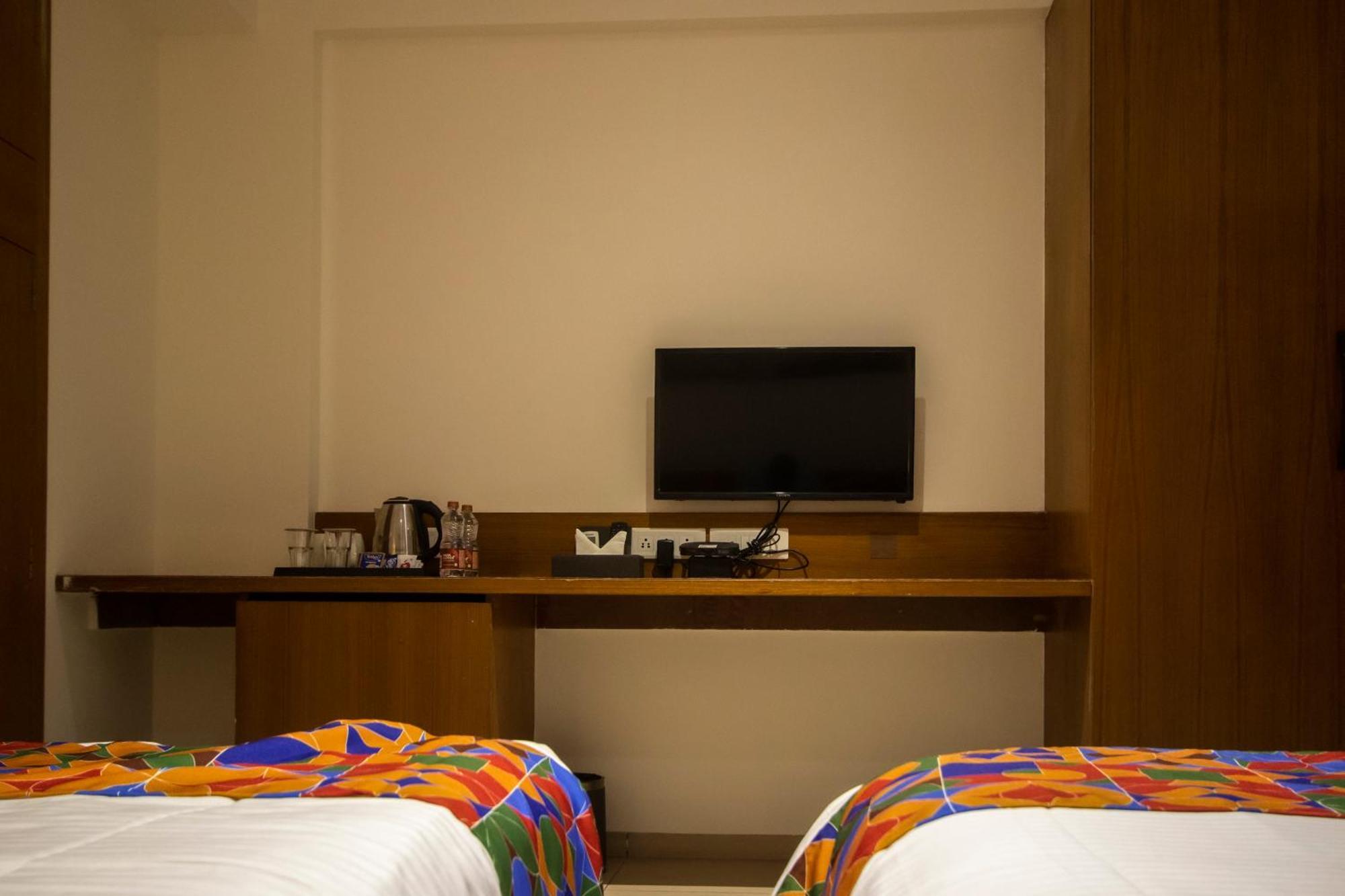 Monarch Express Chakan Hotel Luaran gambar