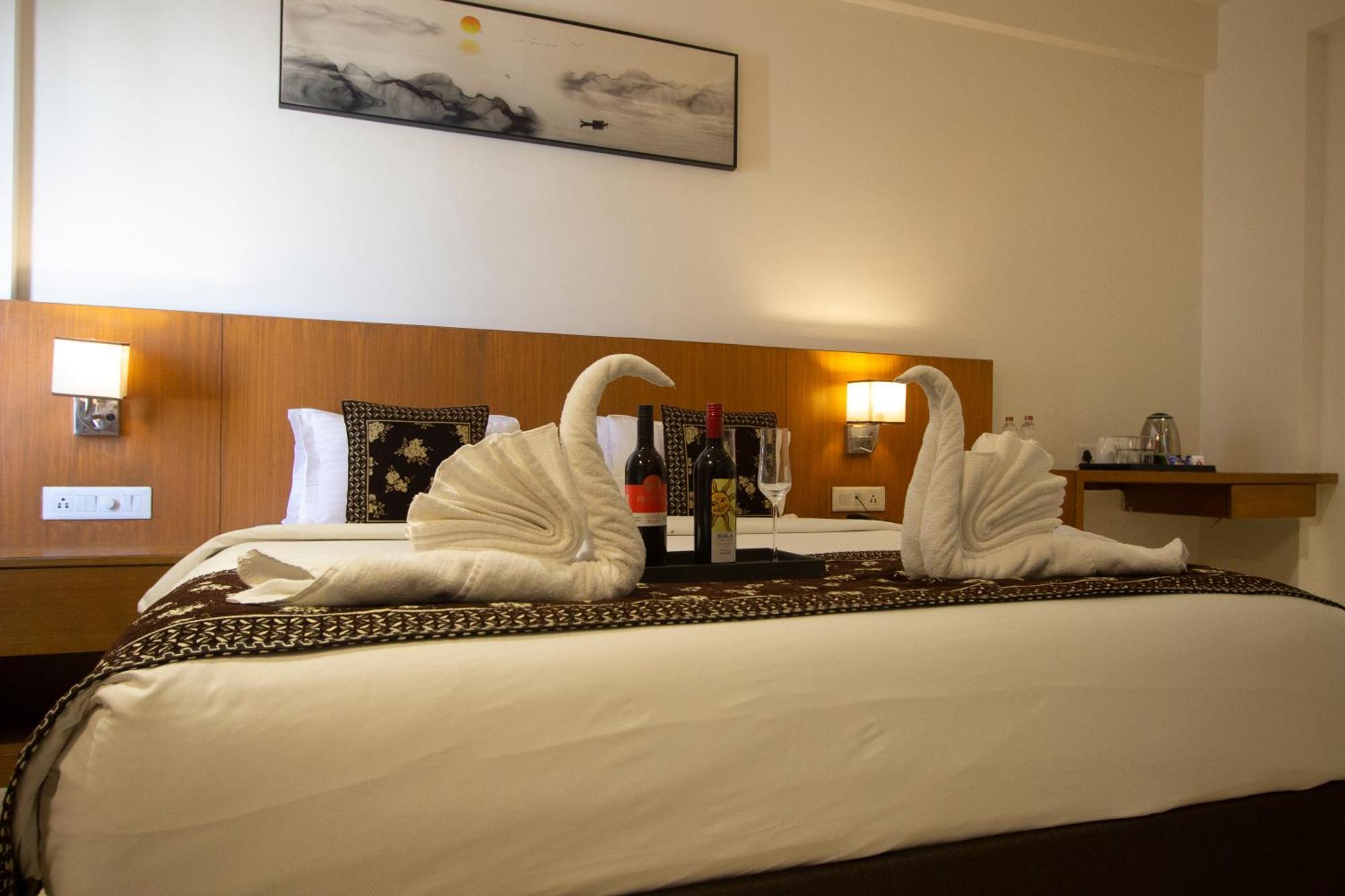 Monarch Express Chakan Hotel Luaran gambar